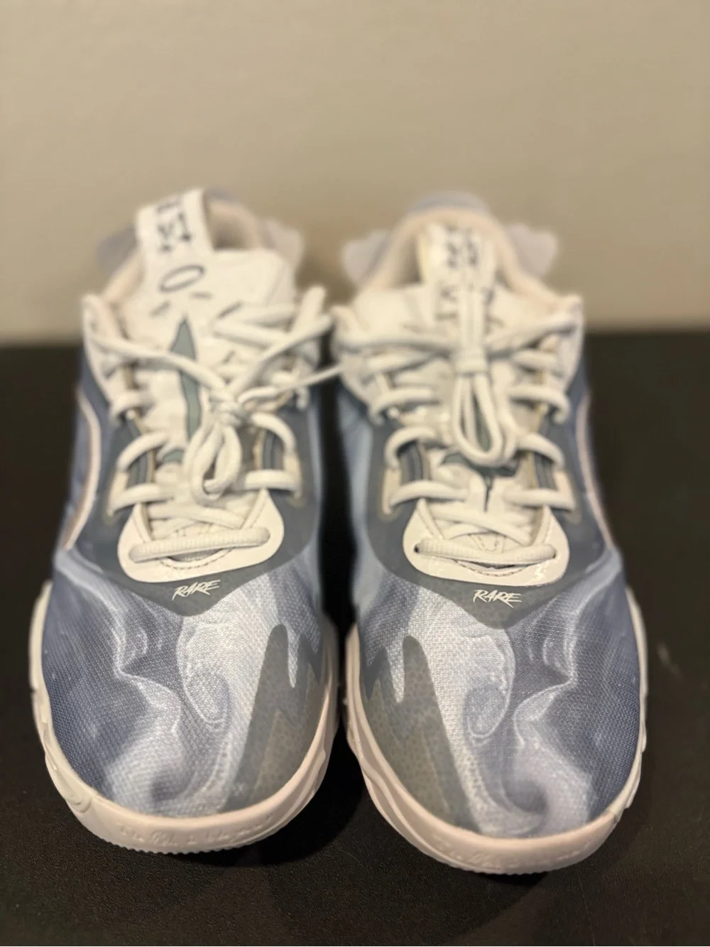 Puma Lamelo Ball MB.04 Lo Team 312174-03 Feather Grey Basketball Shoe Mens Sz 7
